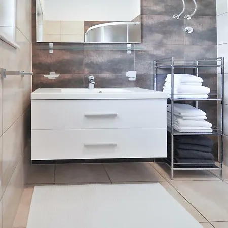 Apartament Kristina *